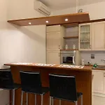 Trionfo Your In Business And Apartamento *